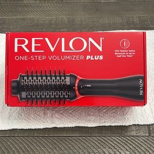 Revlon One-Step™ Volumizer PLUS